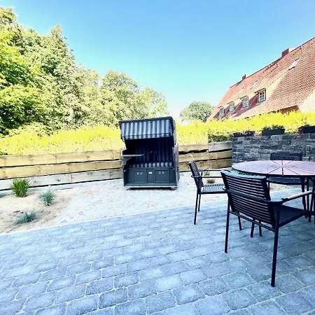 Apartmenthaus Emily By Poly