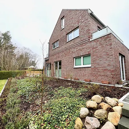 Apartmenthaus Emily By Poly *